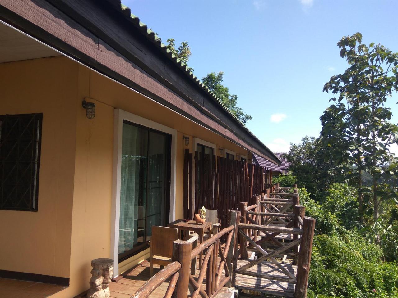 Khunyuam Resort Ban Khun Yuam Bagian luar foto